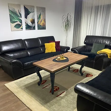 Апартаменты Eterna Биелина